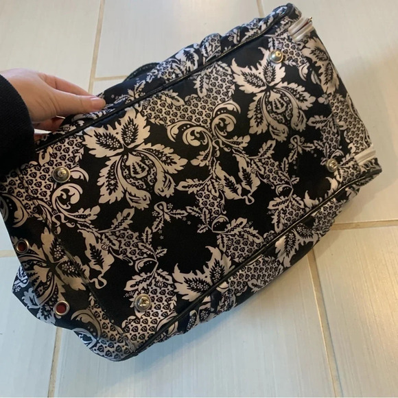 Lululemon Black White Floral  Lace Print Bag - Picture 2 of 11